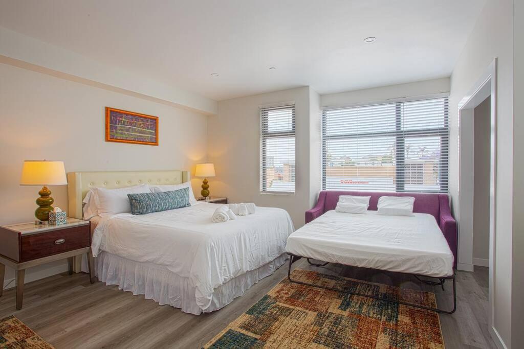 Comfy Studio With Cali King Size Mattress San Diego Bagian luar foto